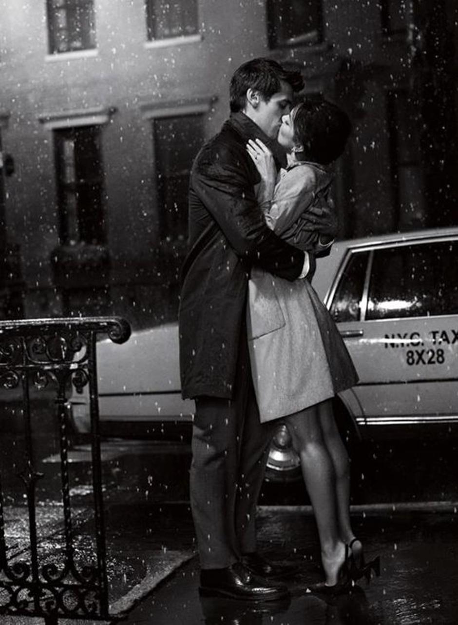 Poljubac na kiši | Autor: Web