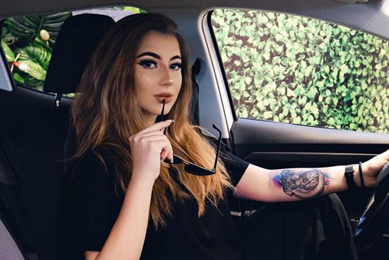 Nika Ilčić priznala: Poljubila sam se s curom | Joomboos.24sata.hr