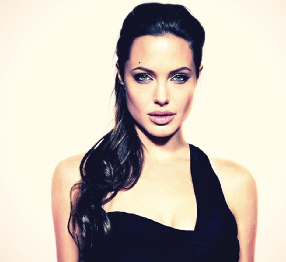 Angelina Jolie | Autor: Olivia Rodrigo Instagram