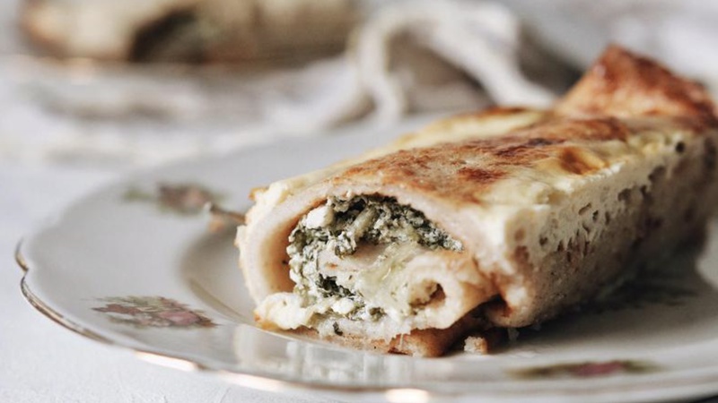 Zape&ccaron;ene pala&ccaron;inke s blitvom i svje&zcaron;im sirom zvu&ccaron;e odli&ccaron;no!