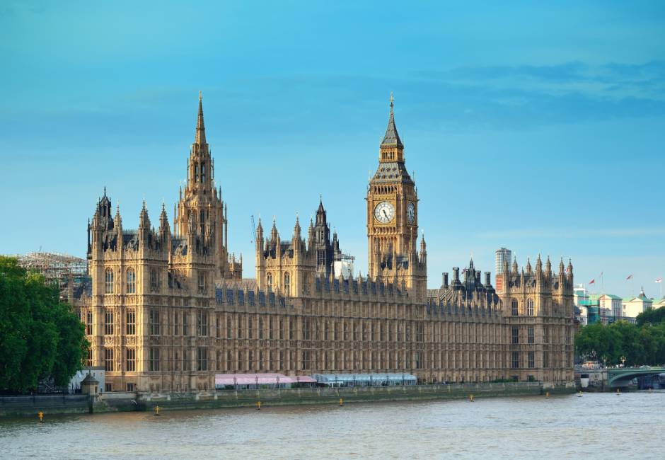  | Autor: Youtube/canva