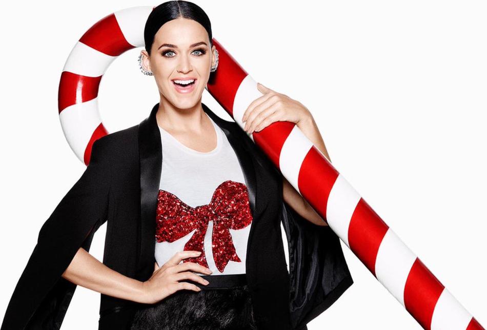 Katy Perry oduševila je preslatkom blagdanskom kampanjon za H&M