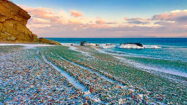 Staklena plaža