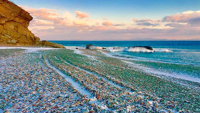 Staklena plaža